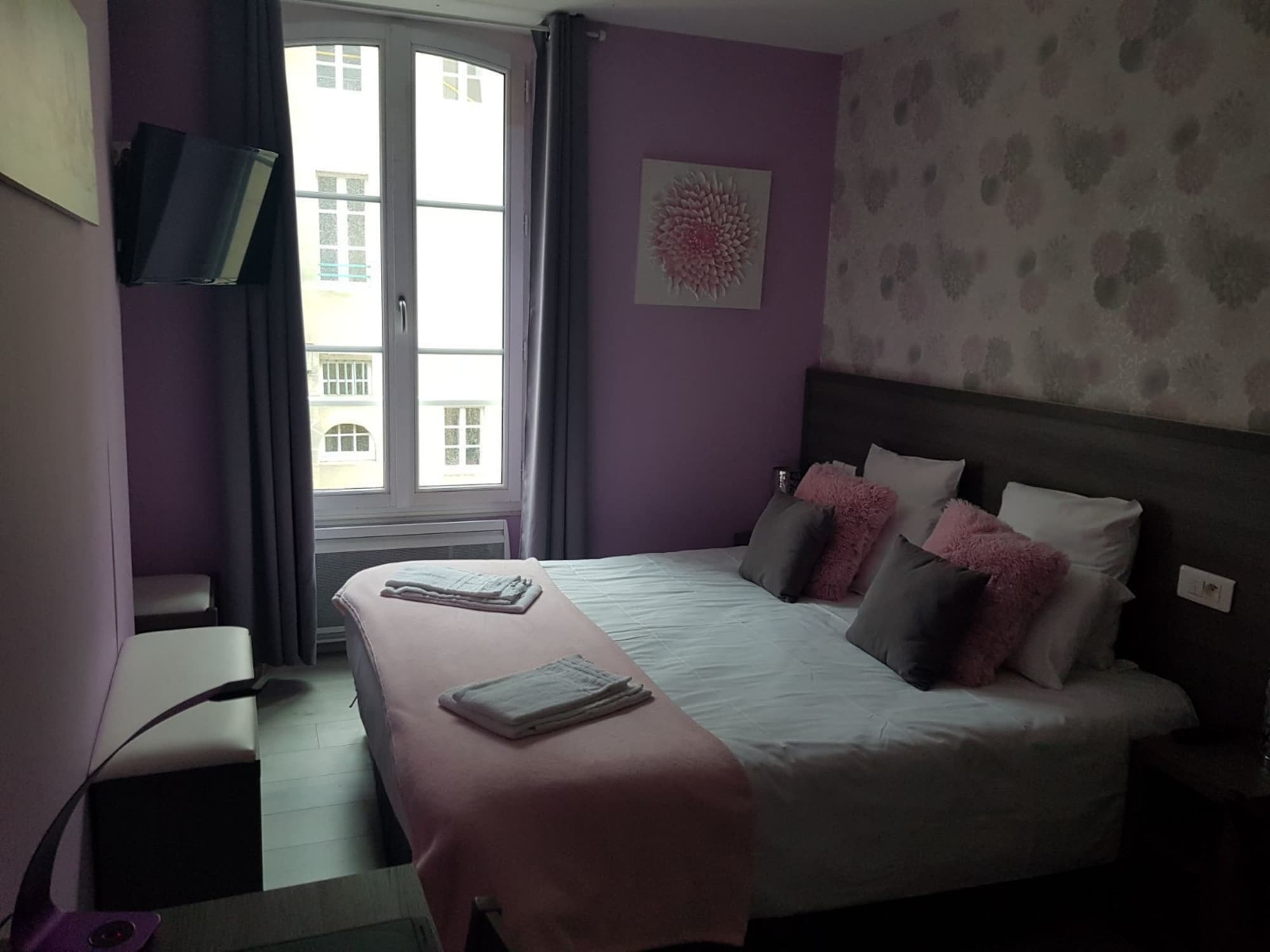 Hotel Le Saint Patrice Bayeux Ngoại thất bức ảnh